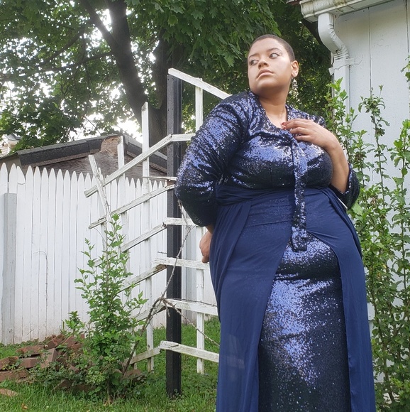 Blue Dress - Picture 2 of 2